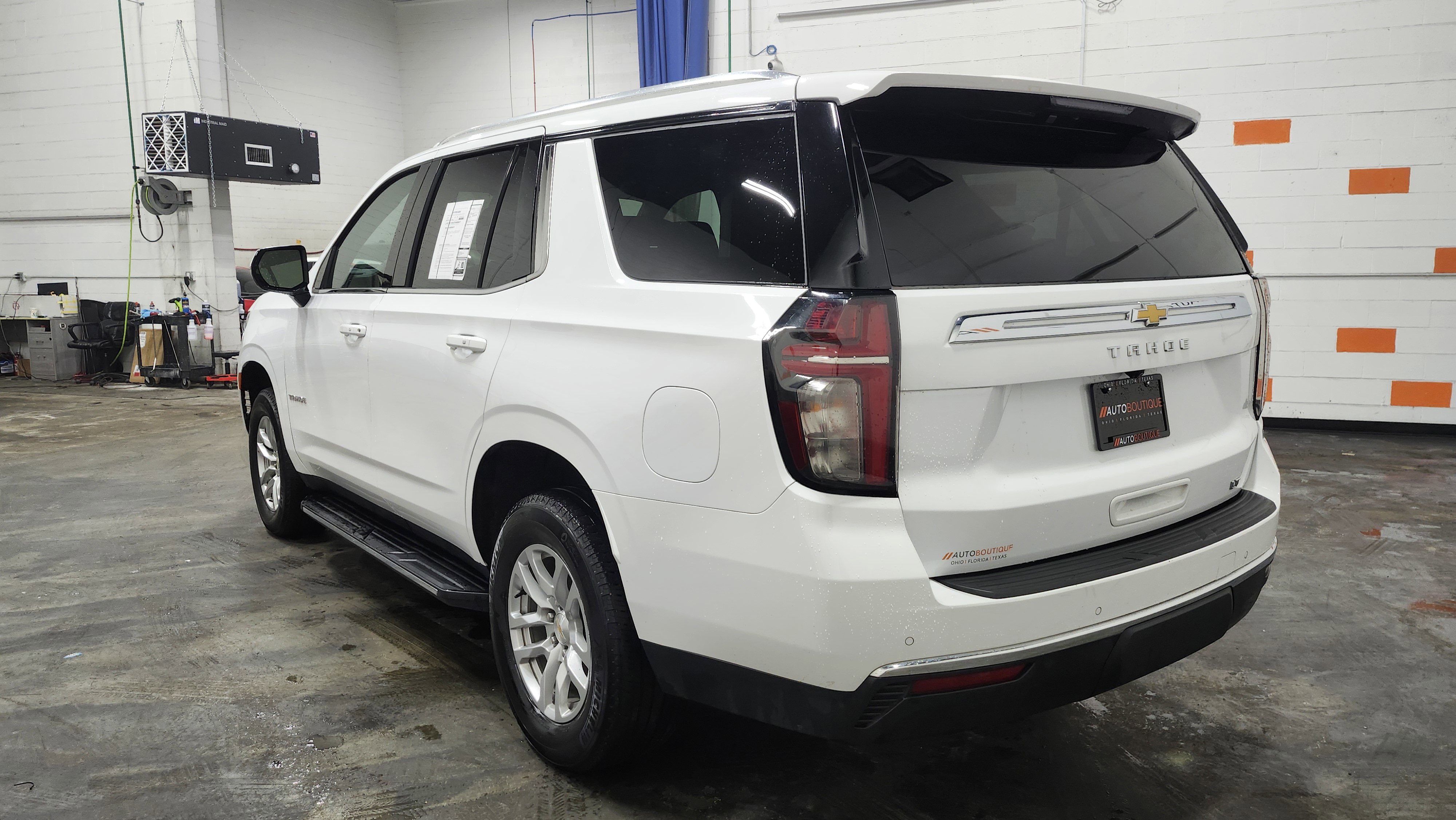 Used 2024 Chevrolet Tahoe LT image 16