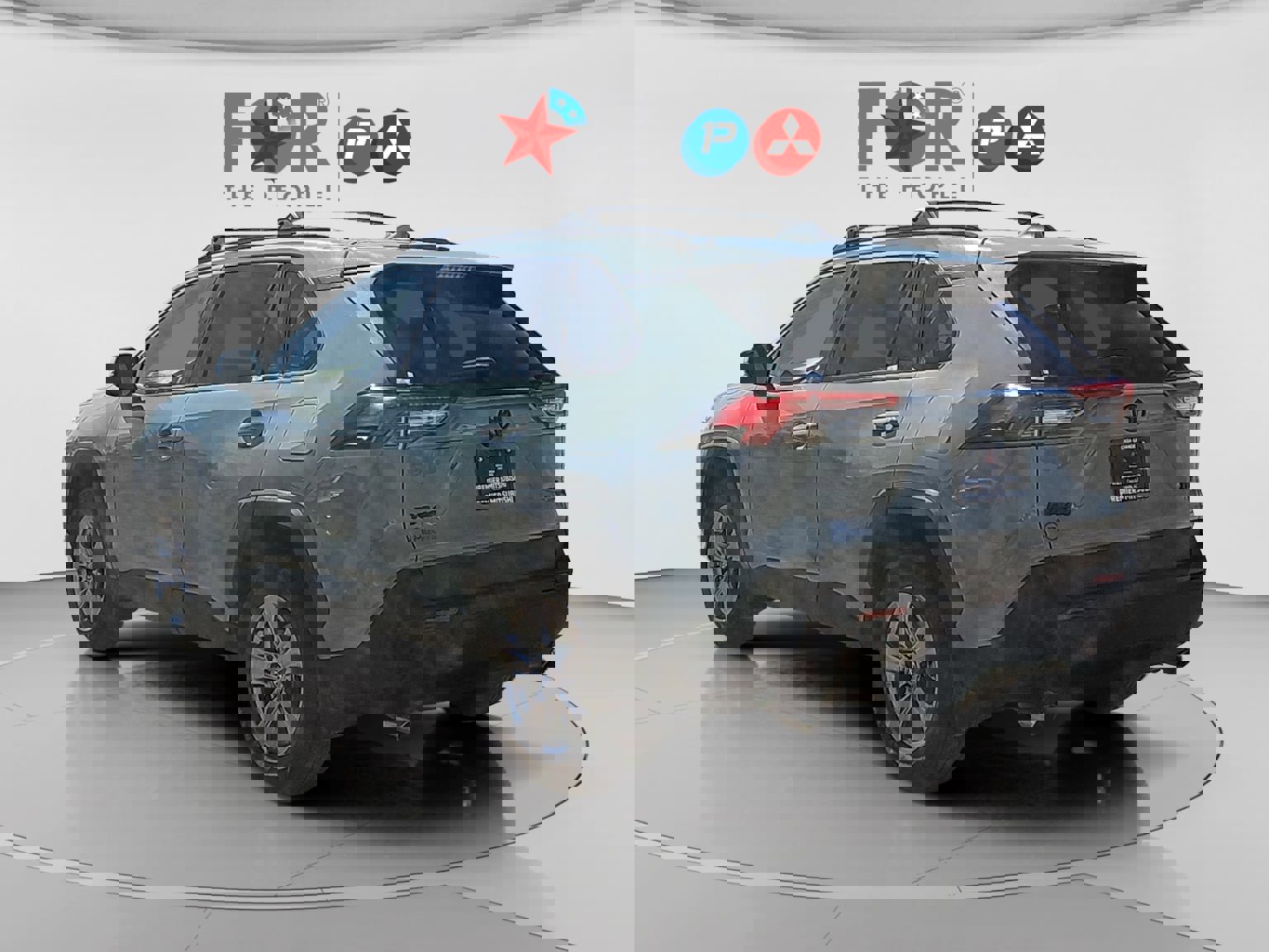 Used 2023 Toyota RAV4 XLE image 3