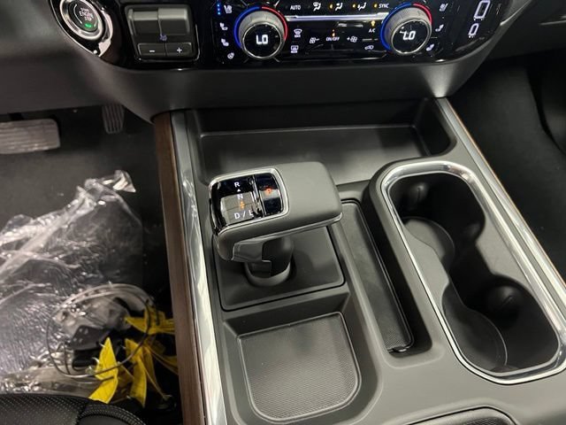 New 2026 Chevrolet Silverado 1500 High Country AWD/4WD image 12