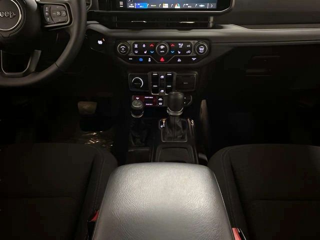 Used 2025 Jeep Wrangler Unlimited Rubicon 4xe w/ Convenience Group image 13