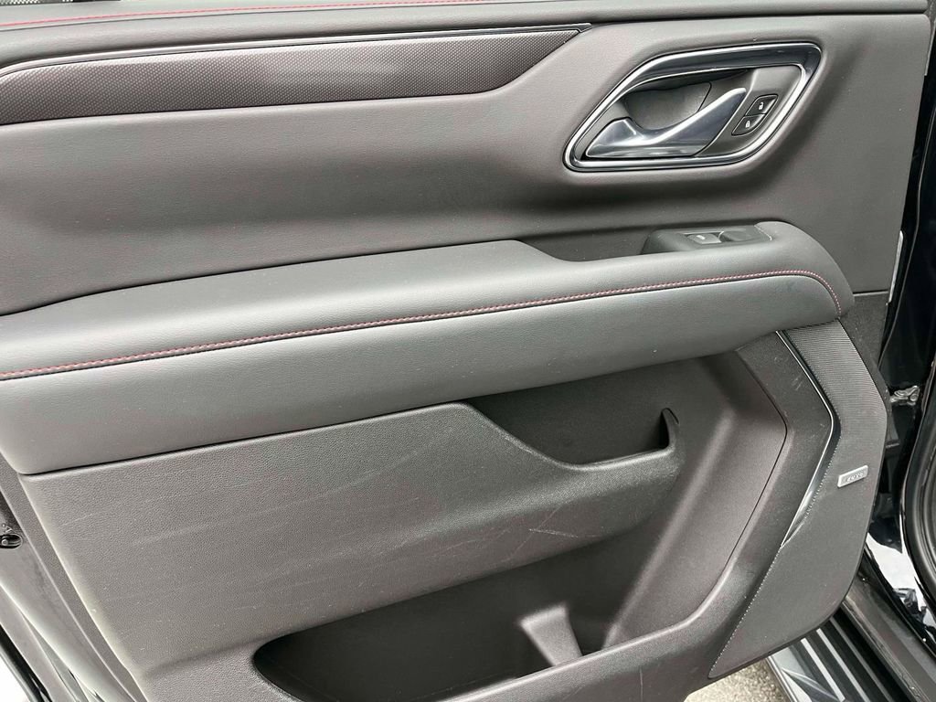 Used 2021 Chevrolet Suburban RST image 15