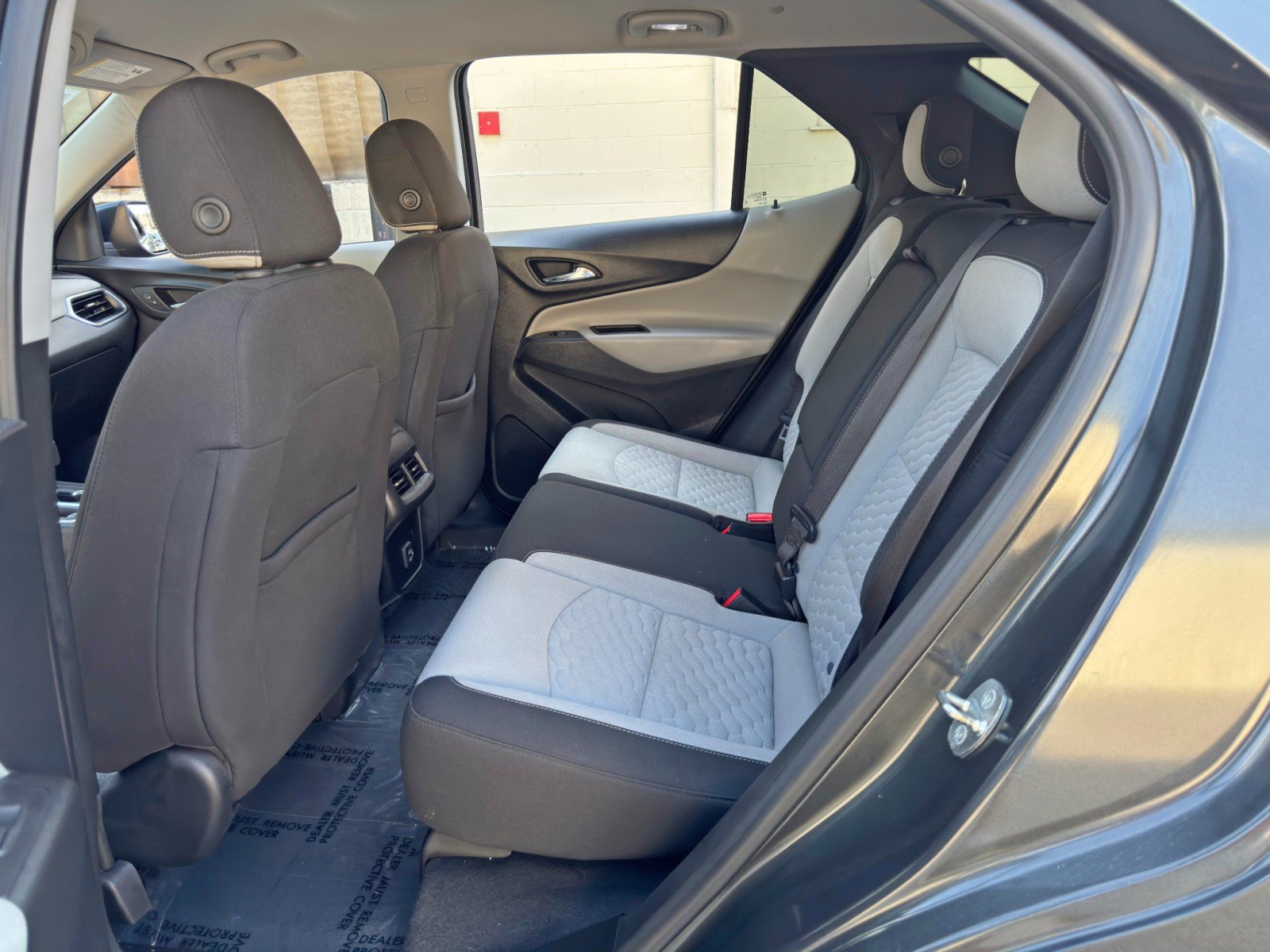 Used 2020 Chevrolet Equinox LT AWD/4WD image 35