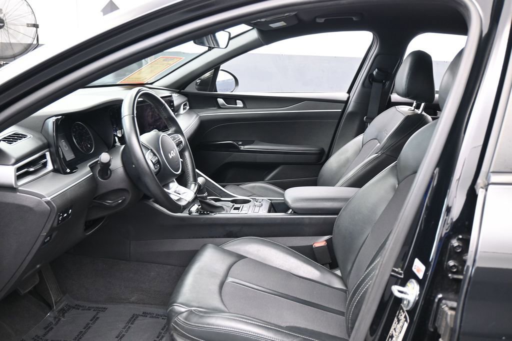 Used 2023 Kia K5 GT-Line w/ GT-Line Premium Package FWD image 11