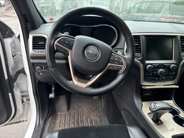 Used 2015 Jeep Grand Cherokee Altitude AWD/4WD image 17