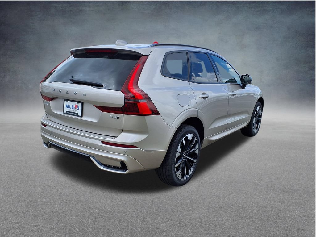 New 2026 Volvo XC60 B5 Plus w/ Protection Package Premier AWD/4WD image 8