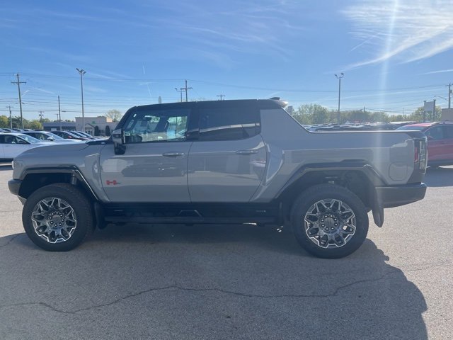 New 2025 GMC Hummer EV 3X w/ LPO, Sport Package image 8
