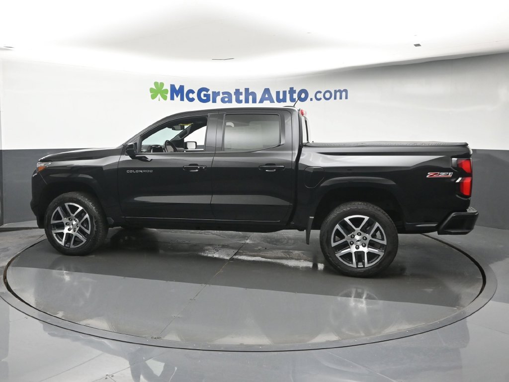 Used 2023 Chevrolet Colorado Z71 w/ Z71 Convenience Package 2 AWD/4WD image 22