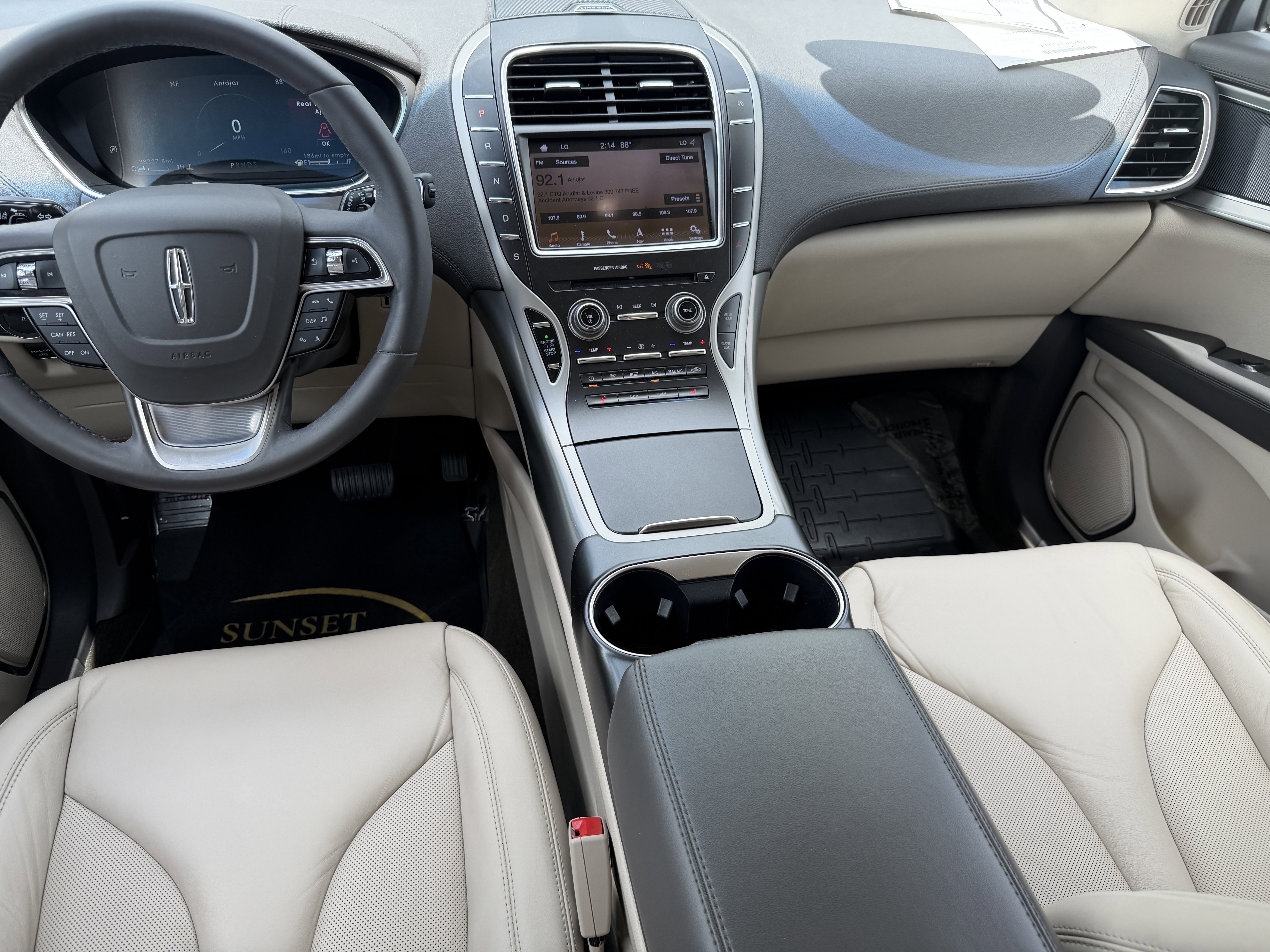 Used 2019 Lincoln Nautilus Select image 13