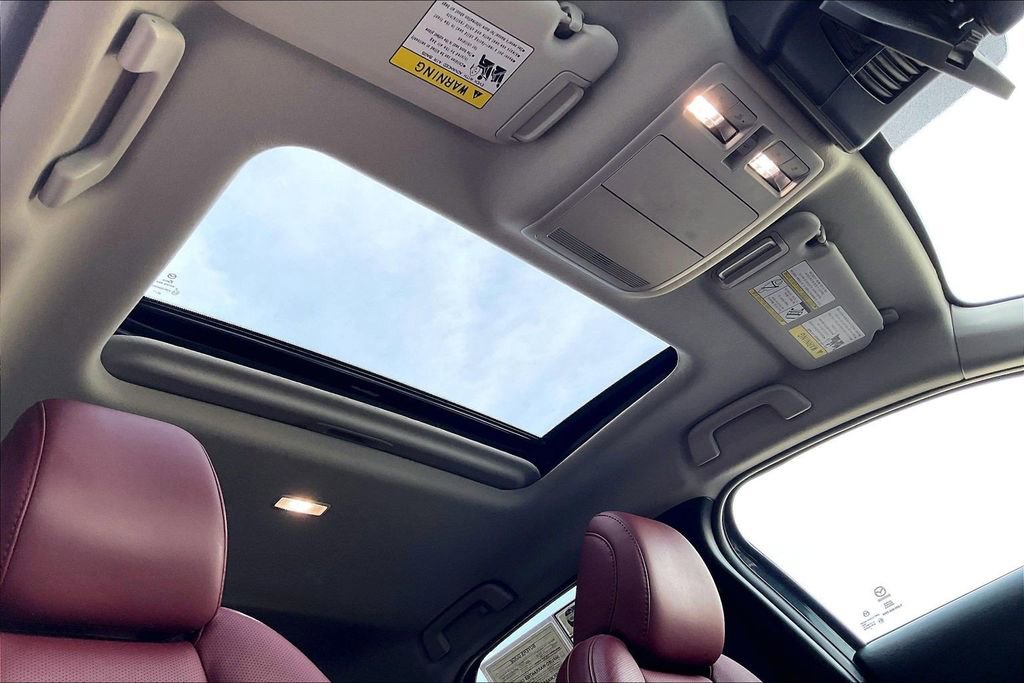 Used 2025 MAZDA CX-30 AWD 2.5 S w/ Preferred Package image 22