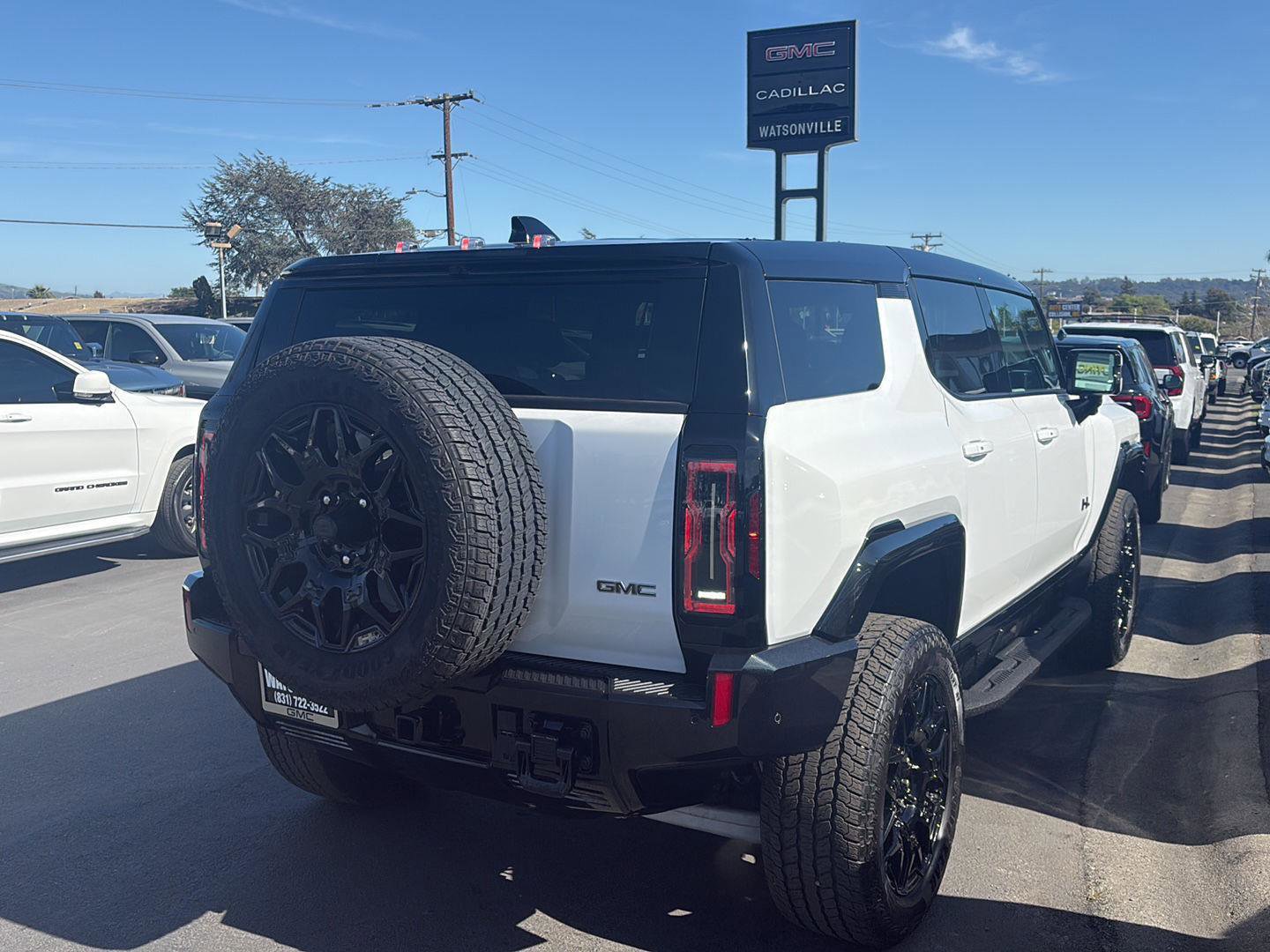 Used 2025 GMC Hummer EV 3X w/ LPO, Dark Essentials Package image 6