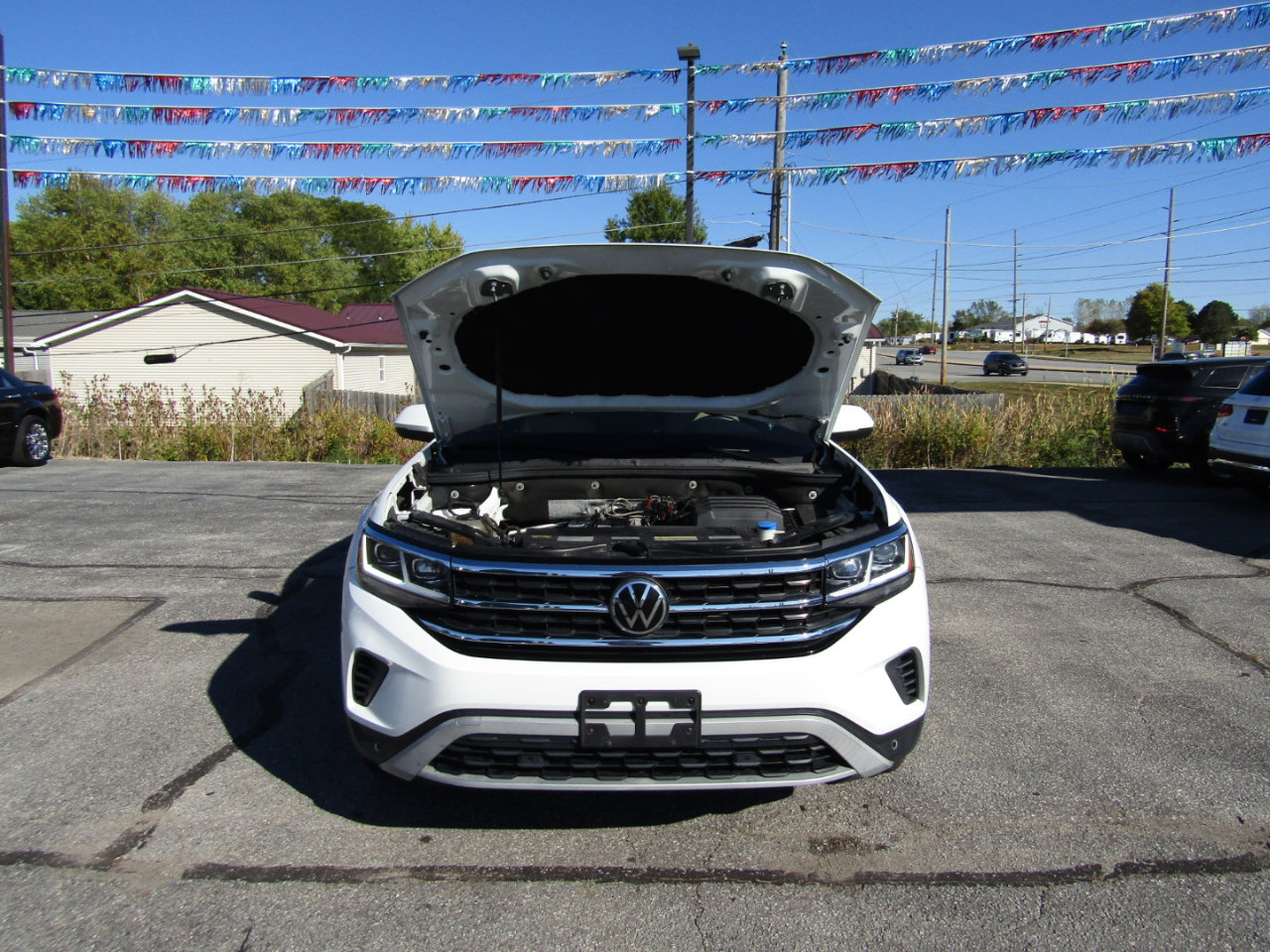 Used 2021 Volkswagen Atlas Cross Sport SE w/ Panoramic Sunroof Package image 31