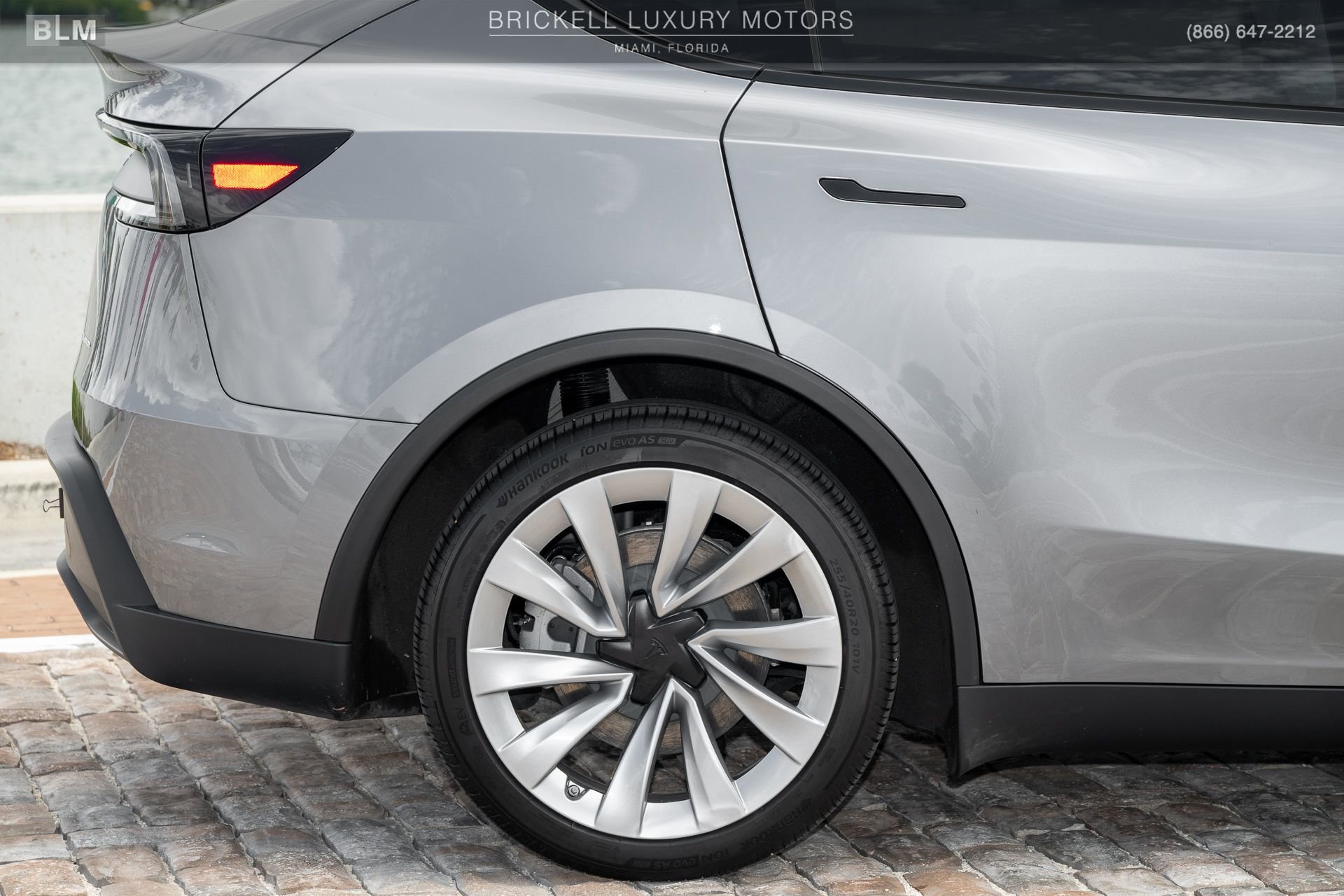 Used 2026 Tesla Model Y Long Range AWD/4WD image 46