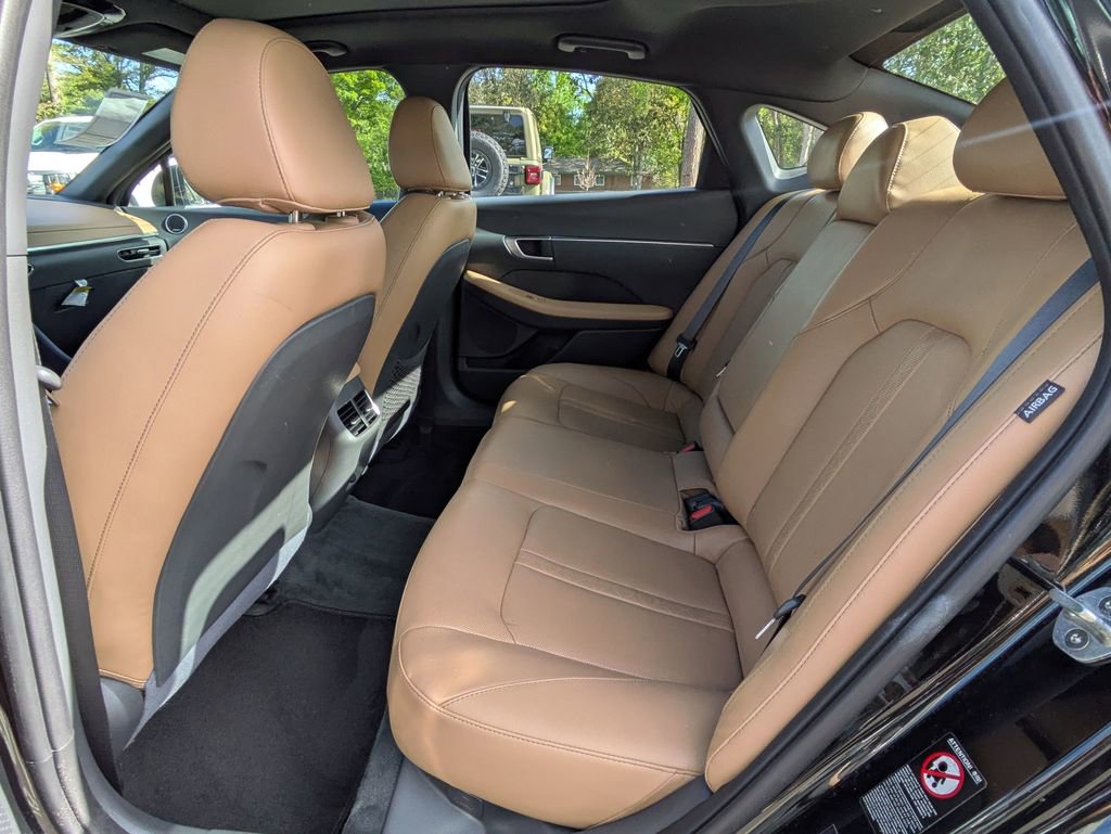 Used 2020 Hyundai Sonata SEL w/ Premium + Sunroof Package FWD image 12
