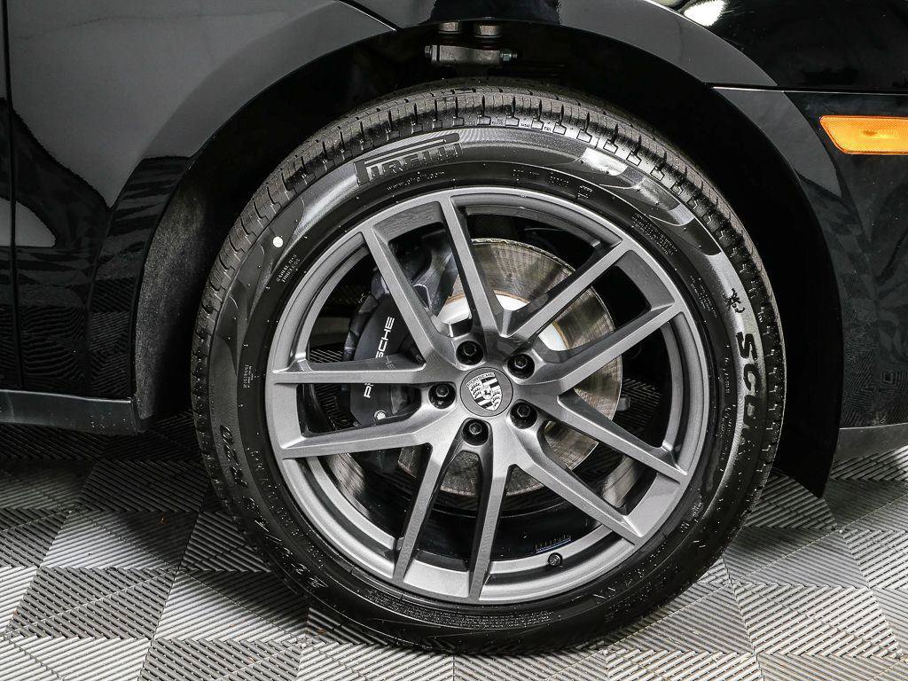 New 2026 Porsche Macan Turbo AWD/4WD image 40