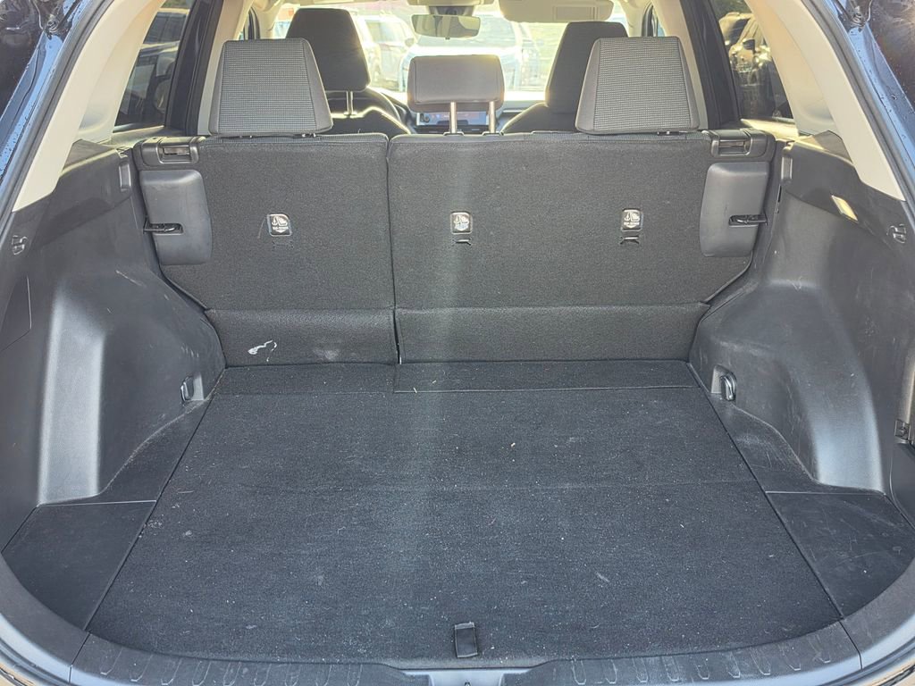Used 2023 Toyota RAV4 LE FWD image 37