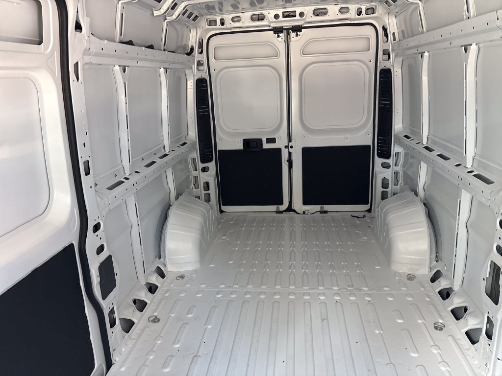 New 2027 RAM ProMaster 2500 w/ Convenience Group FWD image 21