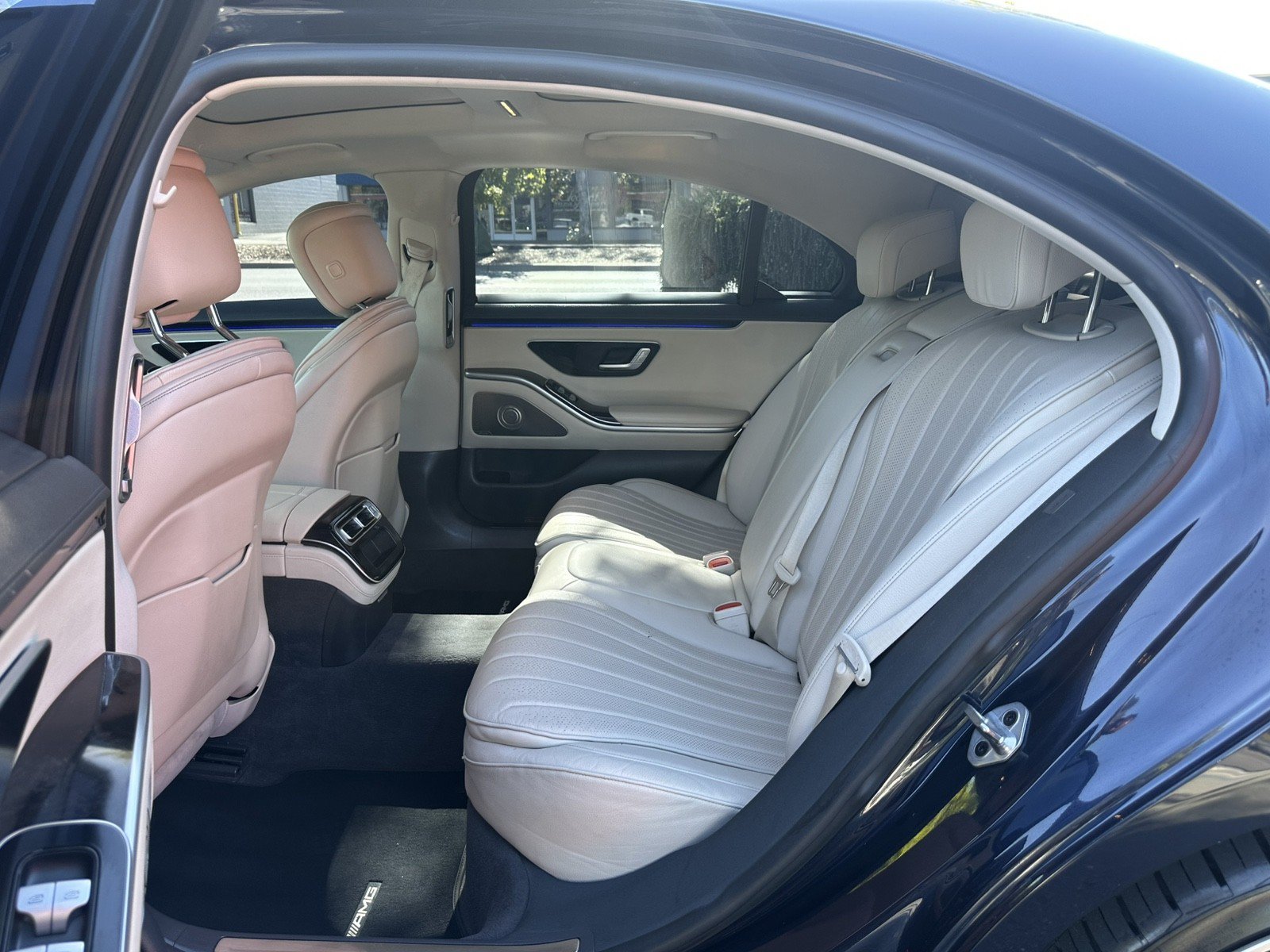 Used 2022 Mercedes-Benz S 500 4MATIC image 23