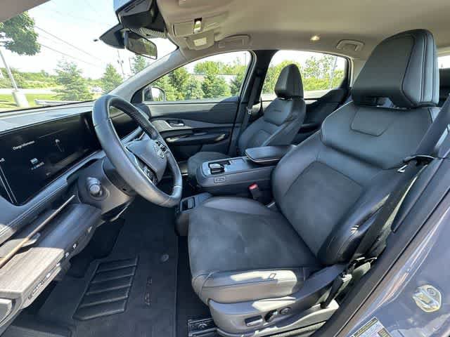 Used 2023 Nissan Ariya AWD image 18