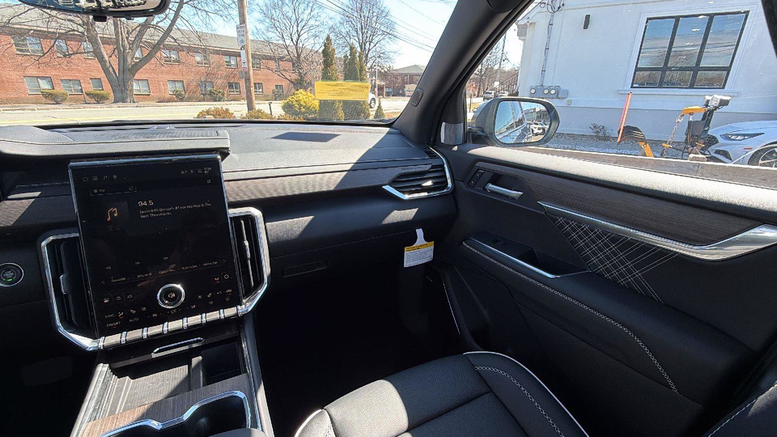 New 2026 GMC Acadia Denali w/ Super Cruise Package image 39