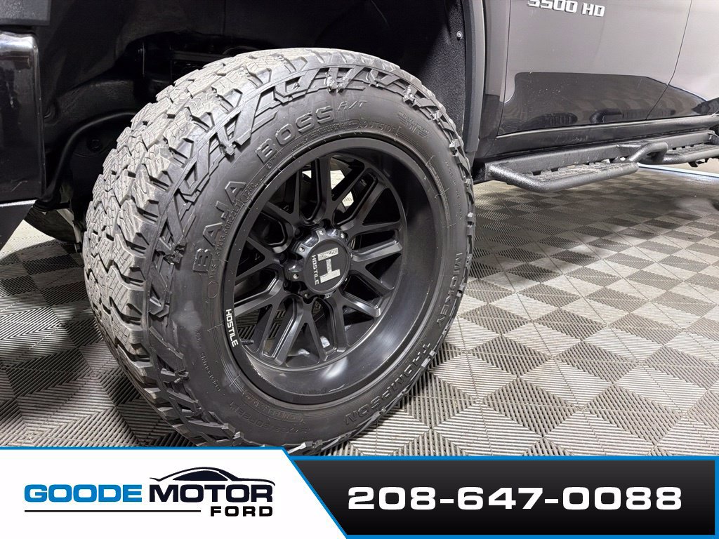 Used 2021 Chevrolet Silverado 3500 High Country w/ Technology Package AWD/4WD image 27