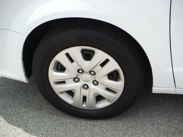 Certified 2019 Dodge Grand Caravan SE FWD image 6