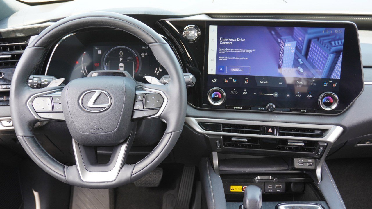 Used 2023 Lexus RX 350 Premium Plus w/ Accessory Package (Z1) AWD/4WD image 29