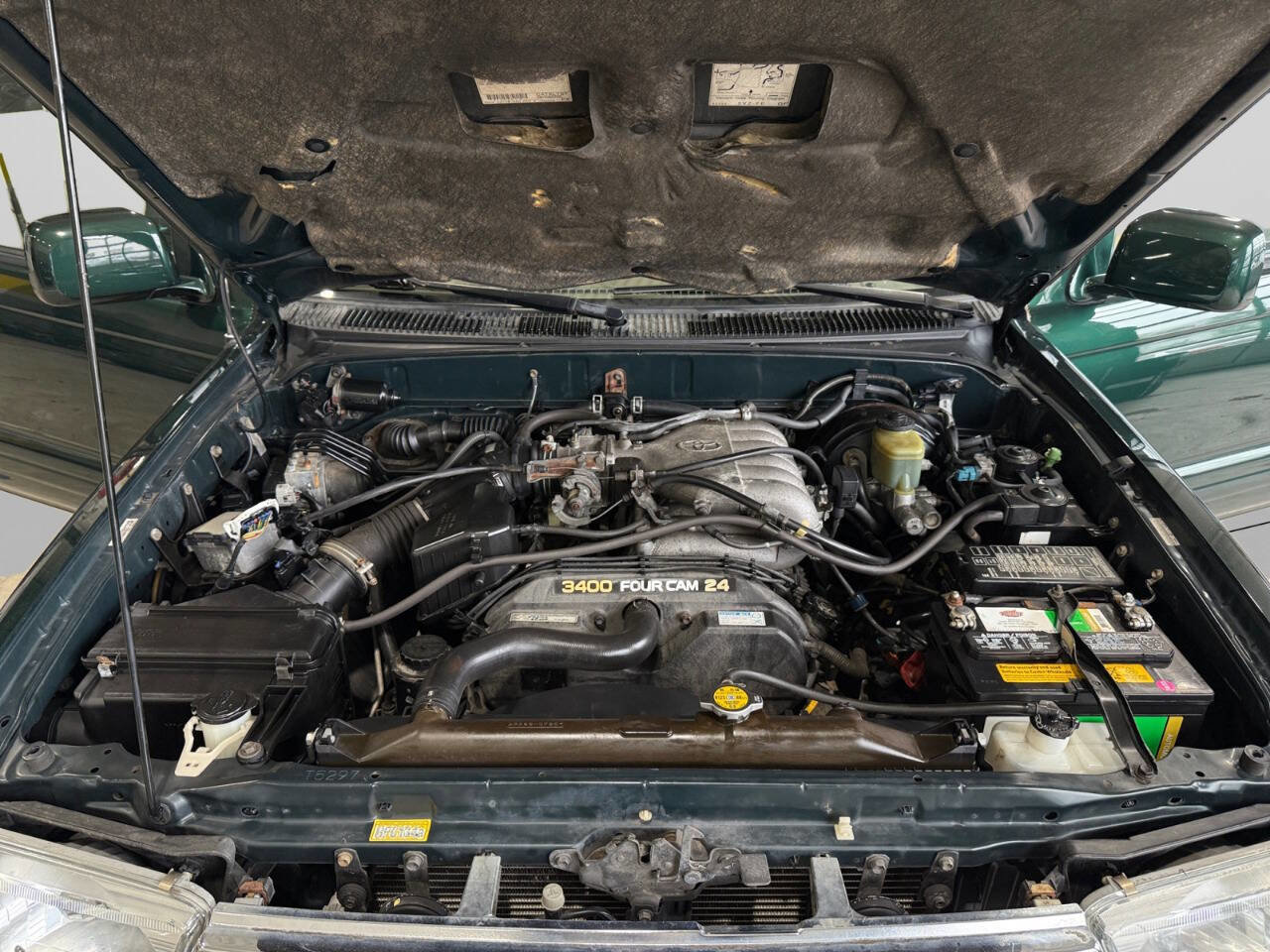 Used 1999 Toyota 4Runner Limited image 20