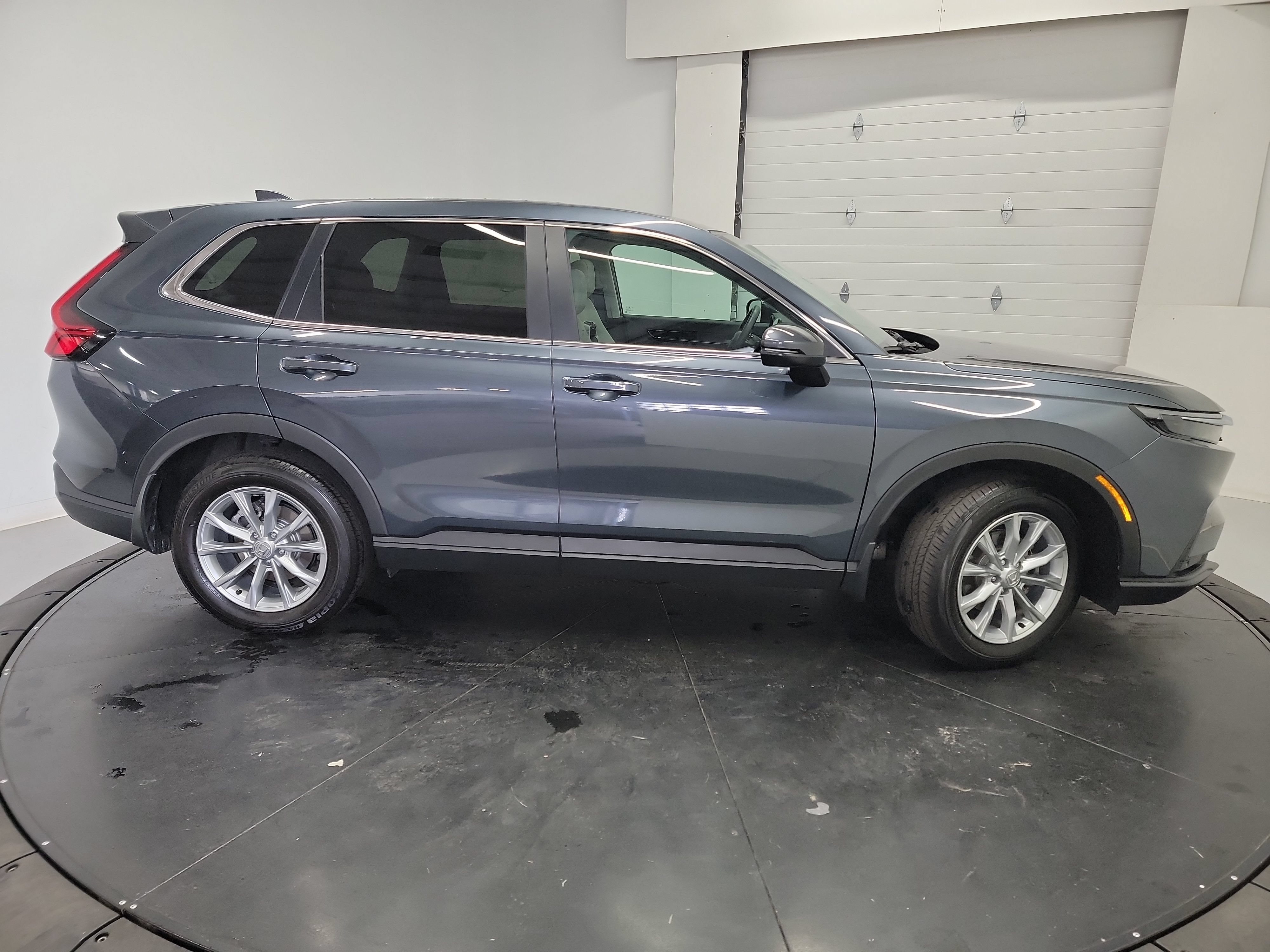 Used 2024 Honda CR-V EX-L image 11