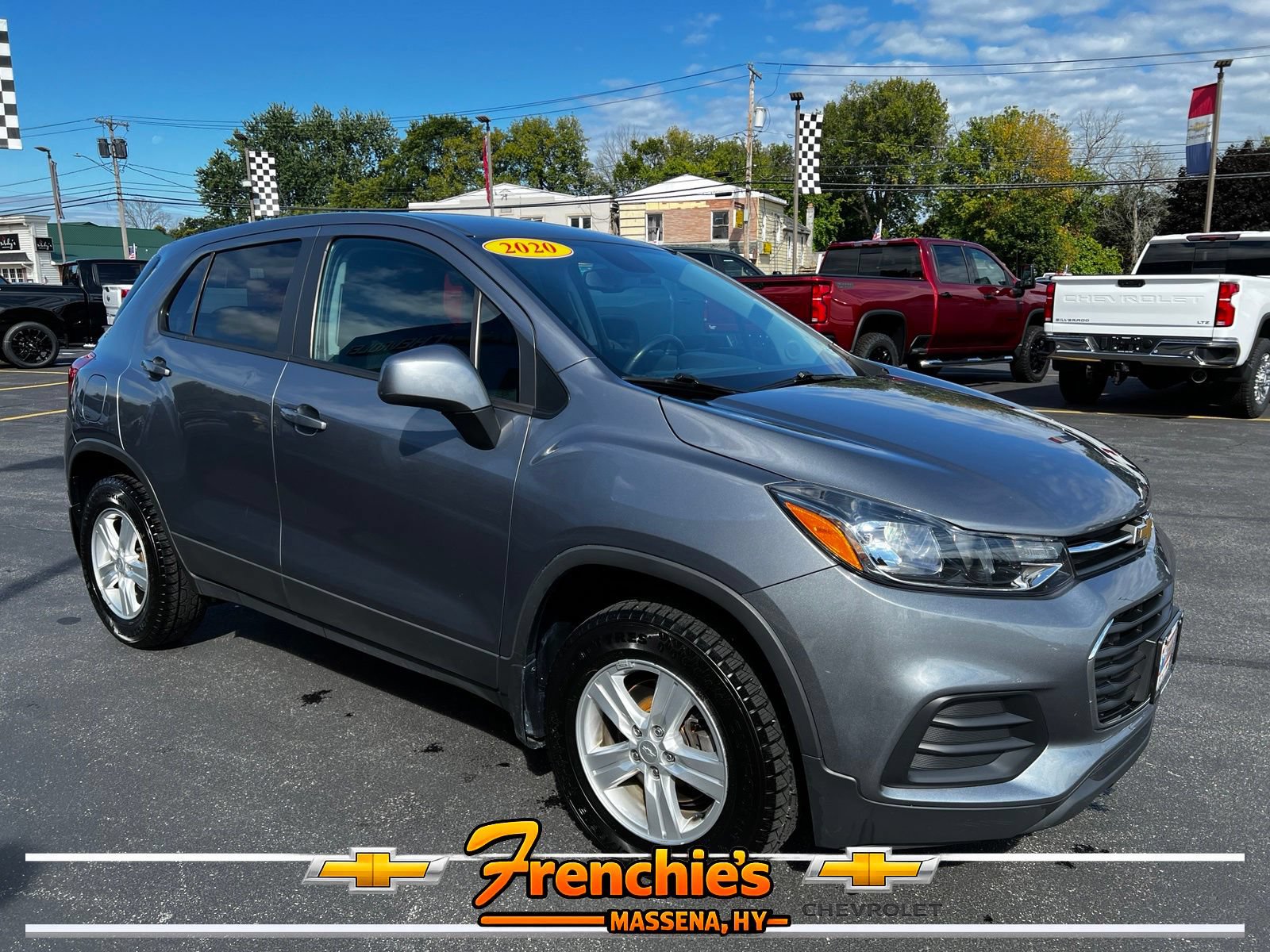 Used 2020 Chevrolet Trax LS w/ Tint and Cruise Package AWD/4WD image 3