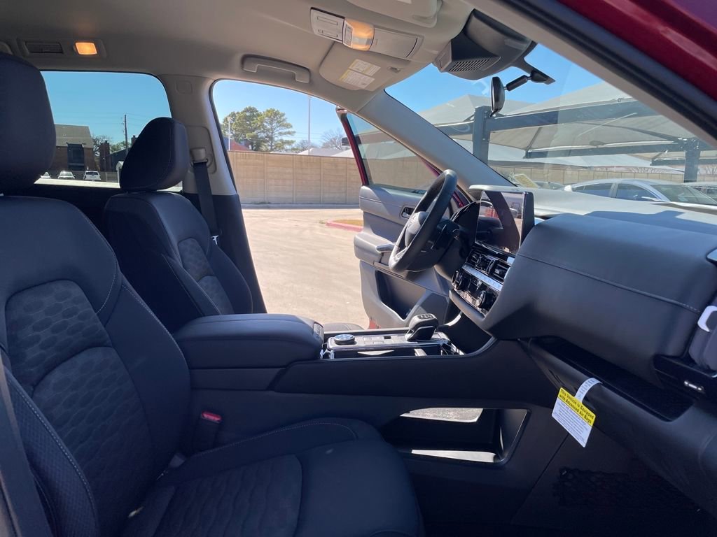 New 2026 Nissan Pathfinder SV w/ Cargo Package AWD/4WD image 38