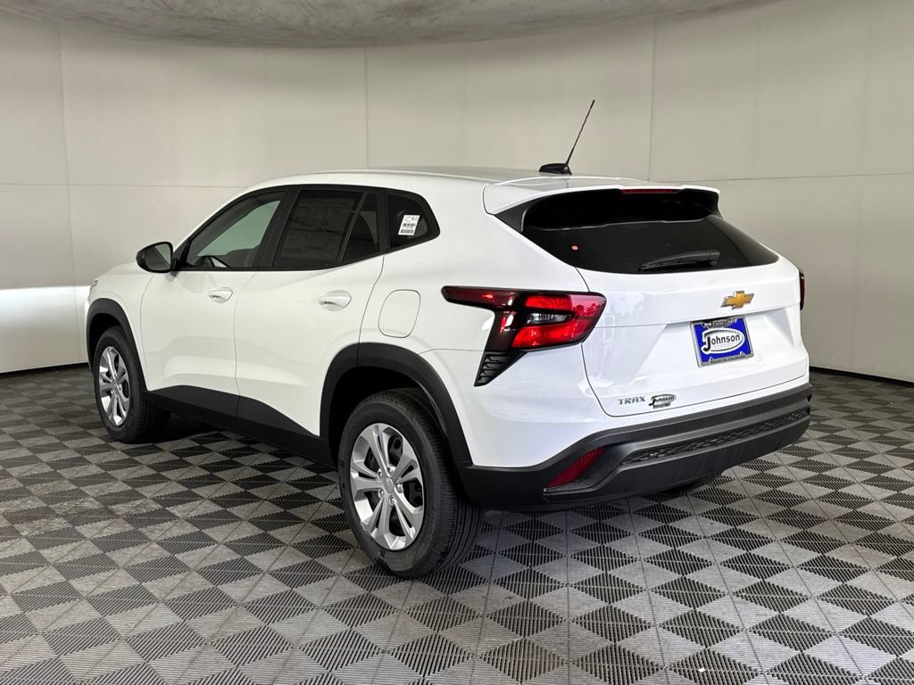 New 2026 Chevrolet Trax LS FWD image 9
