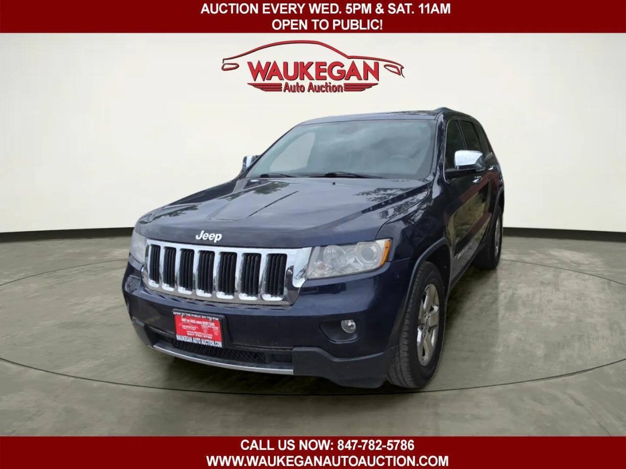 Used 2013 Jeep Grand Cherokee Limited w/ Luxury Group II AWD/4WD image 1