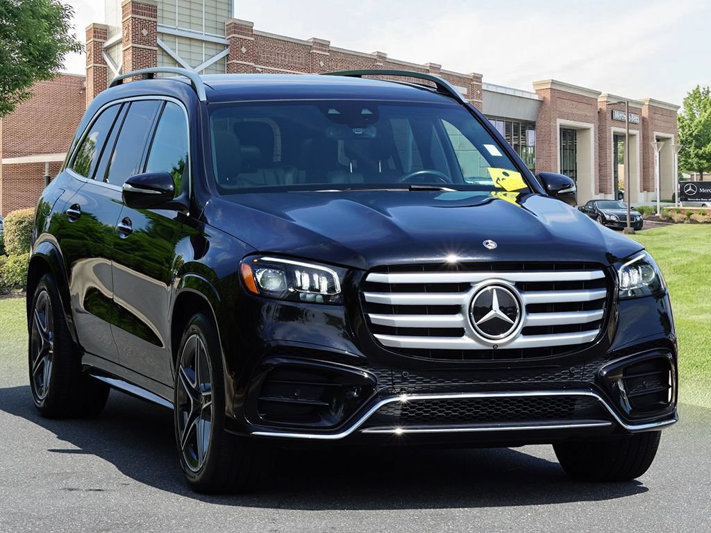 Certified 2024 Mercedes-Benz GLS 450 4MATIC image 3