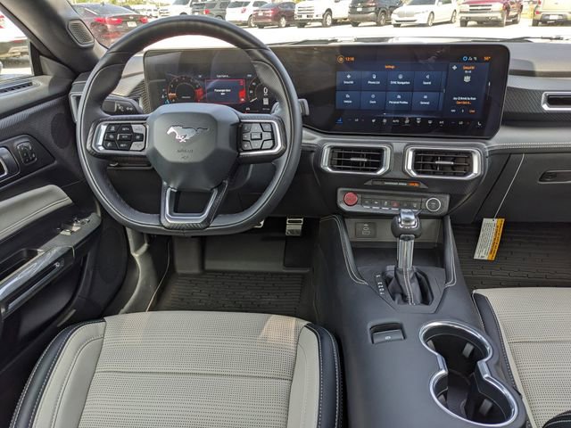Used 2025 Ford Mustang Premium image 16