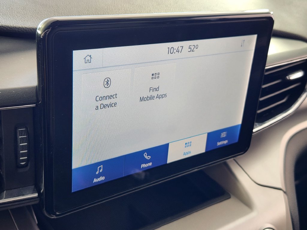 Used 2021 Ford Explorer XLT w/ Equipment Group 202A AWD/4WD image 23