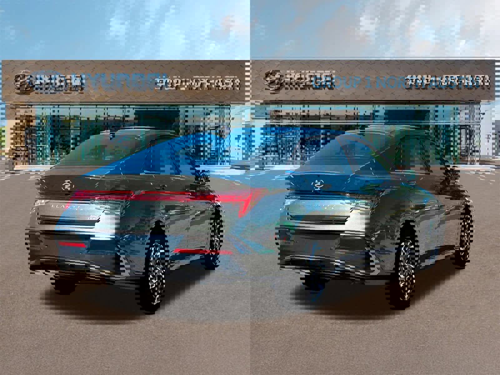 New 2025 Hyundai Elantra Limited image 7