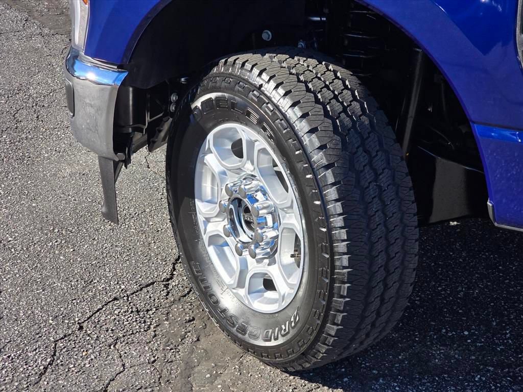 New 2026 Ford F250 XLT w/ XLT Premium Package AWD/4WD image 33