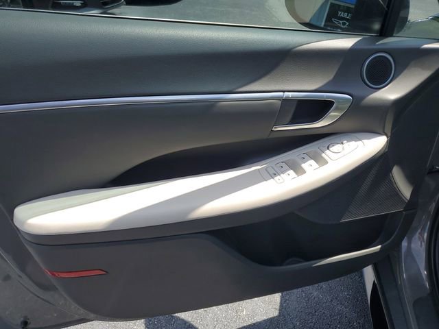 Certified 2023 Hyundai Sonata SEL w/ Convenience Package FWD image 9