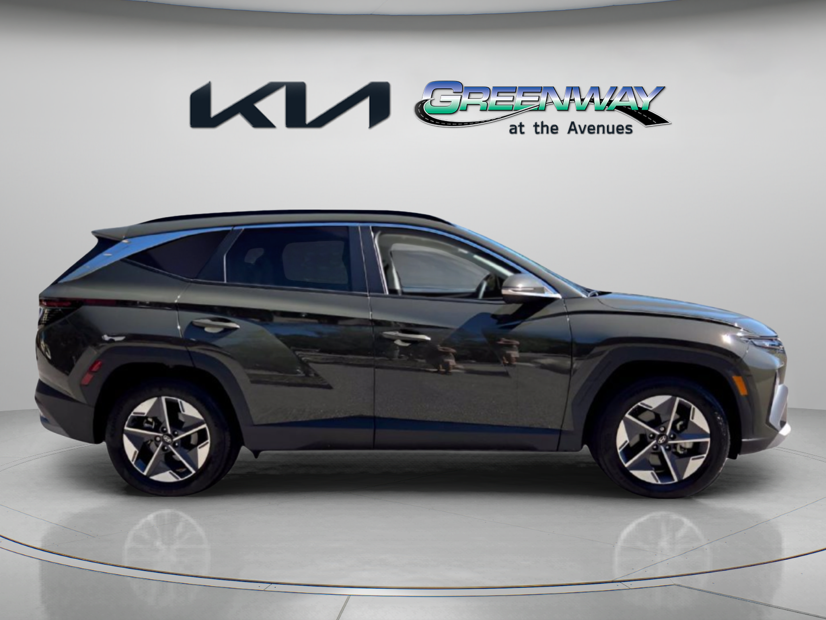 Used 2025 Hyundai Tucson SEL FWD image 8