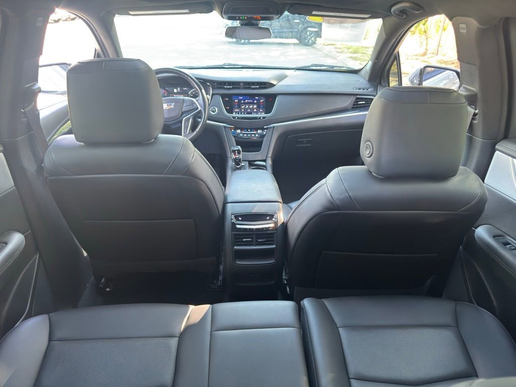 Used 2024 Cadillac XT5 Premium Luxury image 16
