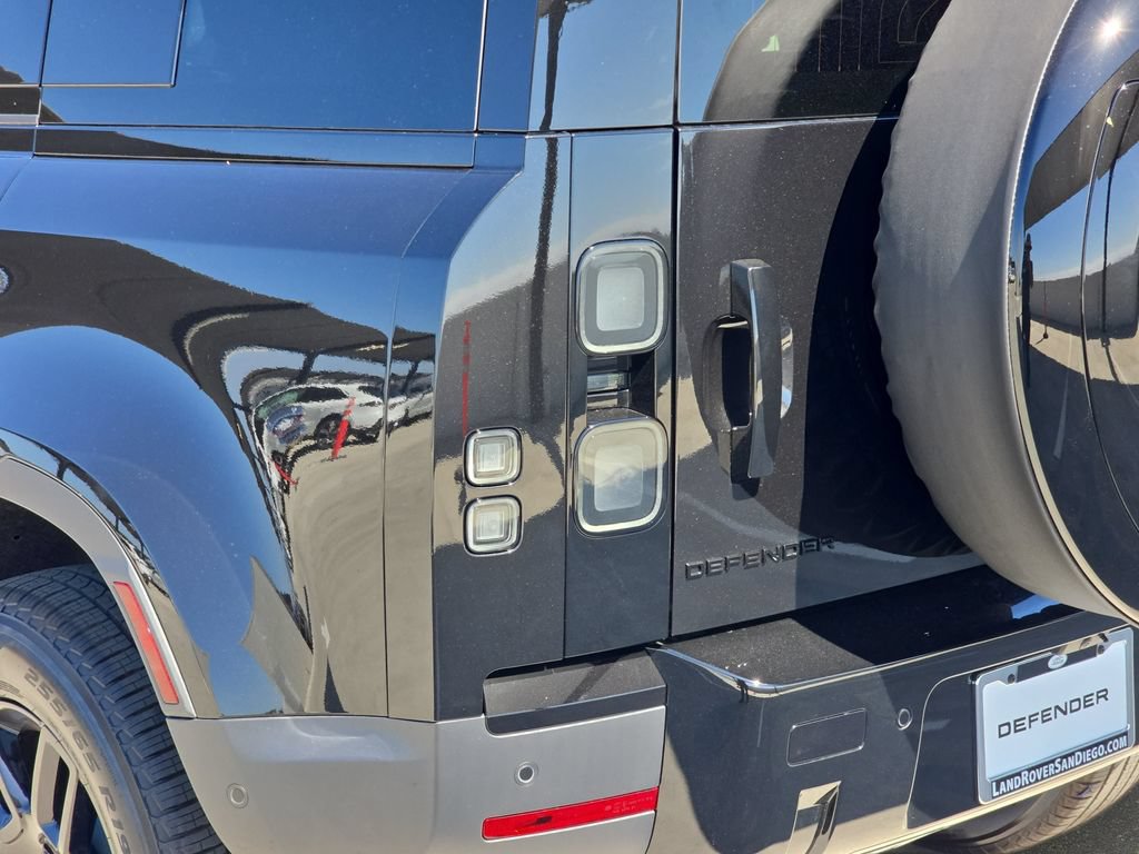 New 2026 Land Rover Defender 110 S AWD/4WD image 35