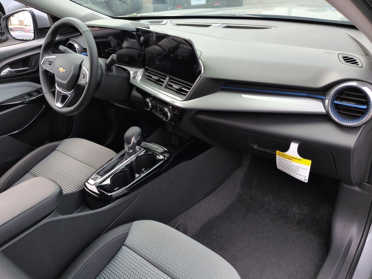 New 2026 Chevrolet Trax LT w/ Driver Confidence Package FWD image 30
