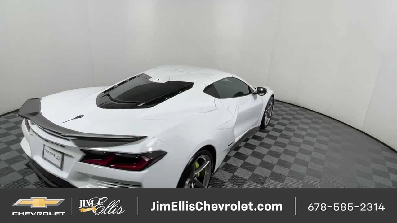 New 2025 Chevrolet Corvette E-Ray w/ ZER Performance Package AWD/4WD image 16