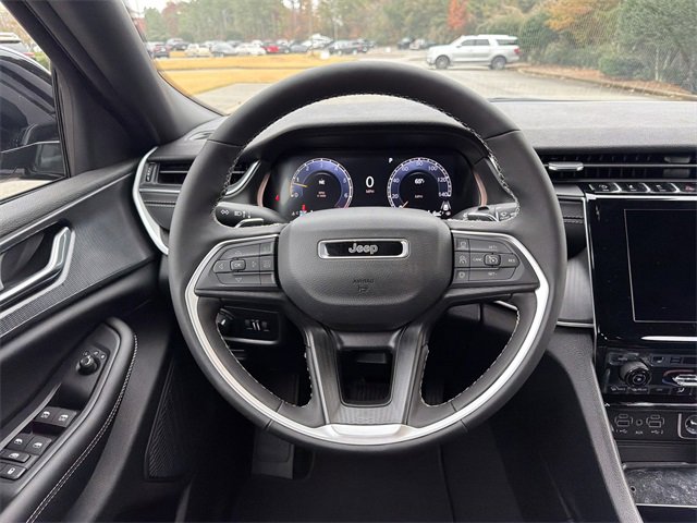 New 2025 Jeep Grand Cherokee L Altitude image 24