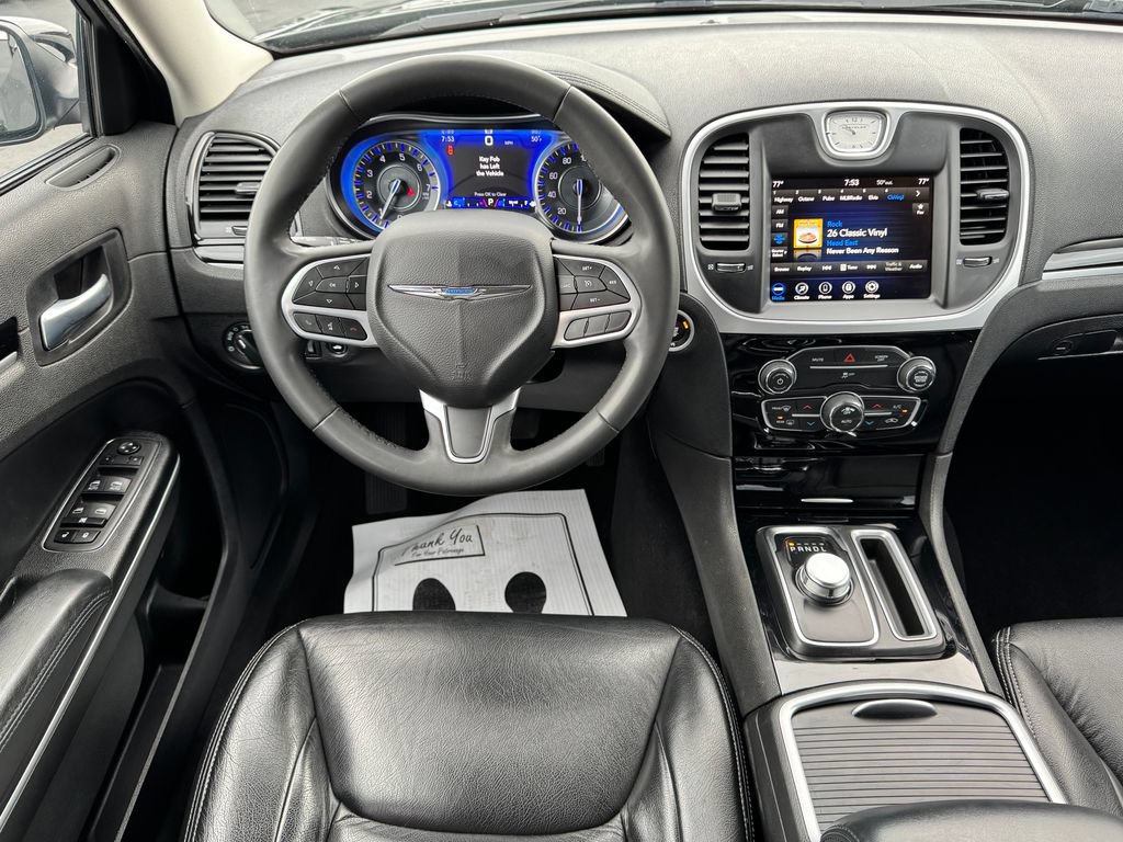 Used 2023 Chrysler 300 Touring AWD/4WD image 19