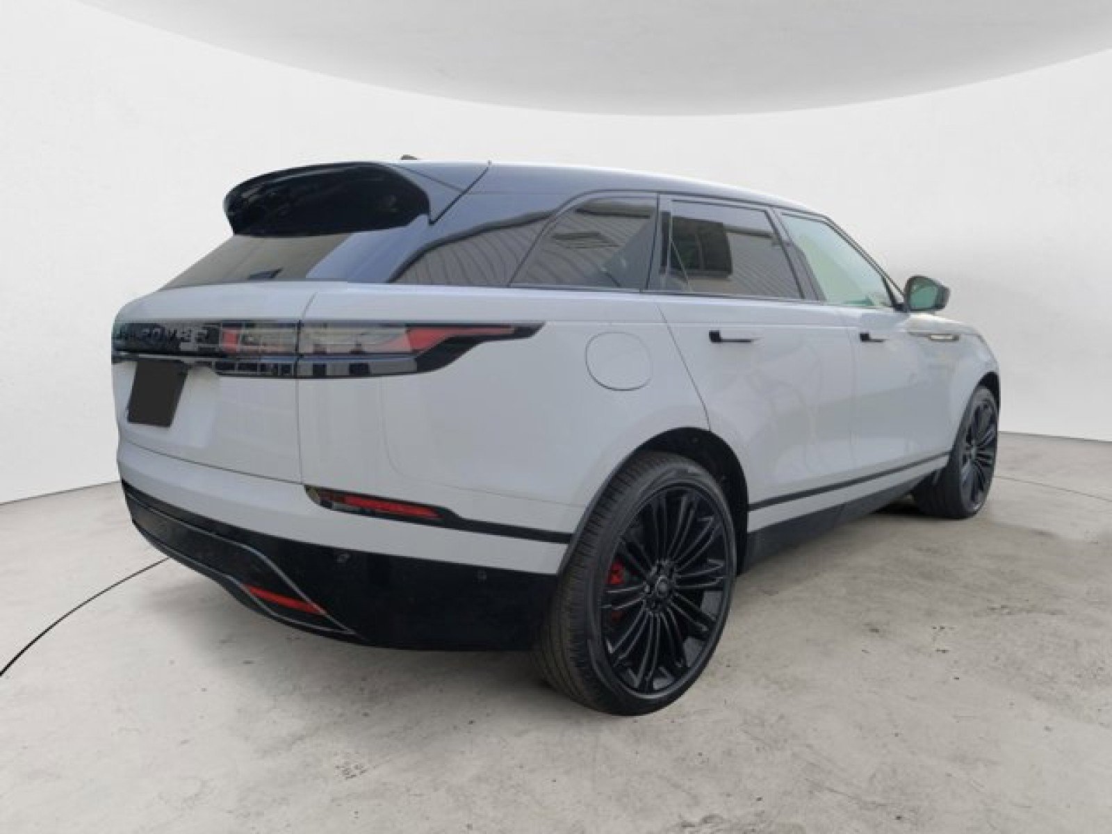 New 2025 Land Rover Range Rover Velar Dynamic SE image 5