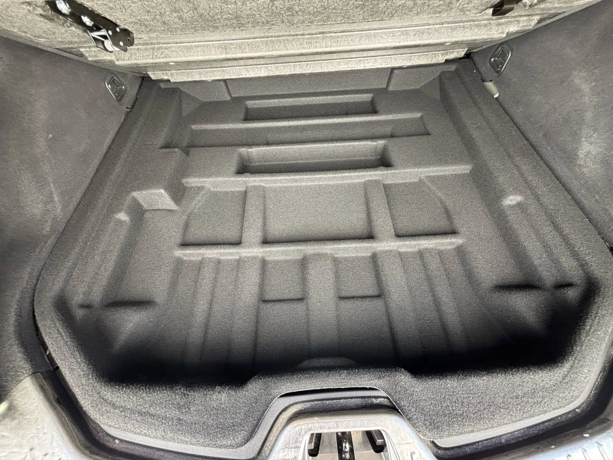 Used 2017 Volvo V60 T5 Premier w/ Convenience Package image 53