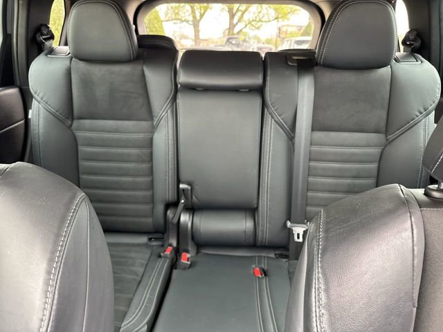 Used 2023 Mitsubishi Outlander SE image 24