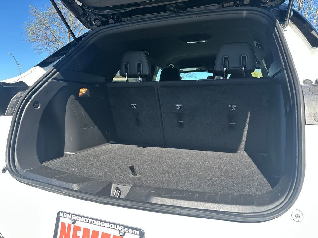 Used 2023 Chevrolet TrailBlazer RS w/ Convenience Package AWD/4WD image 15