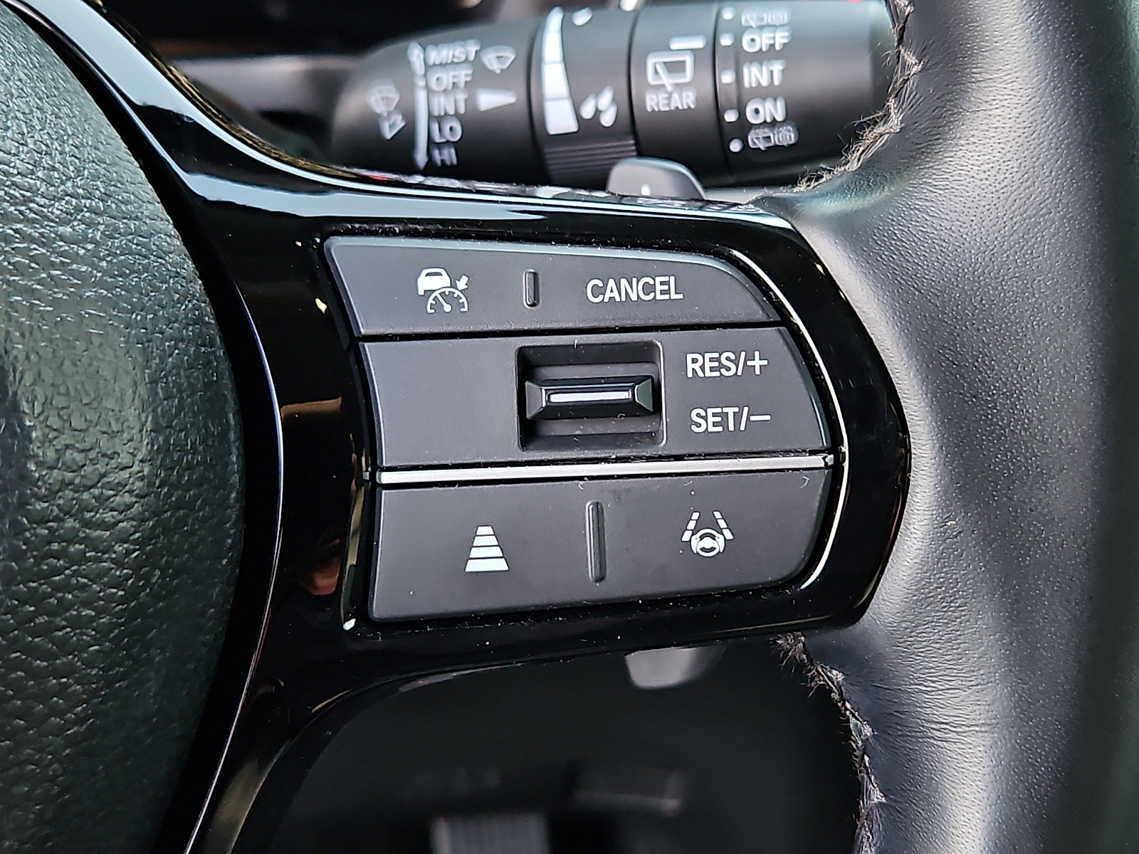 Certified 2024 Honda Pilot Touring image 26